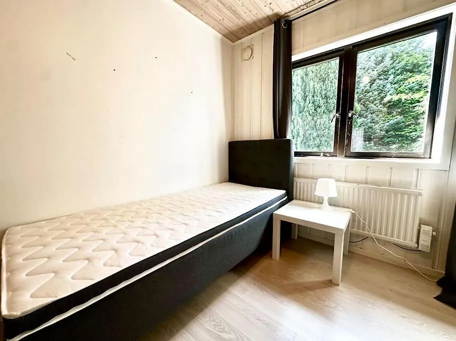The Volvo House For Workers With Free Parking Villa Gothenburg